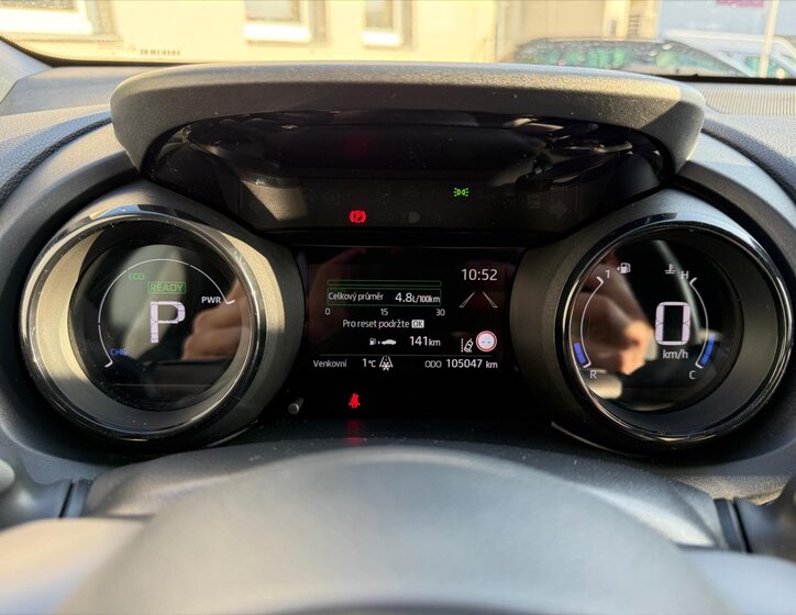 Toyota Yaris Hatchback 1,5 l 68 kw