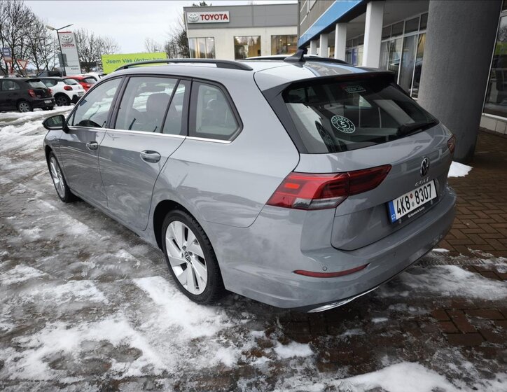 Volkswagen Golf Kombi 1,5 l 96 kw