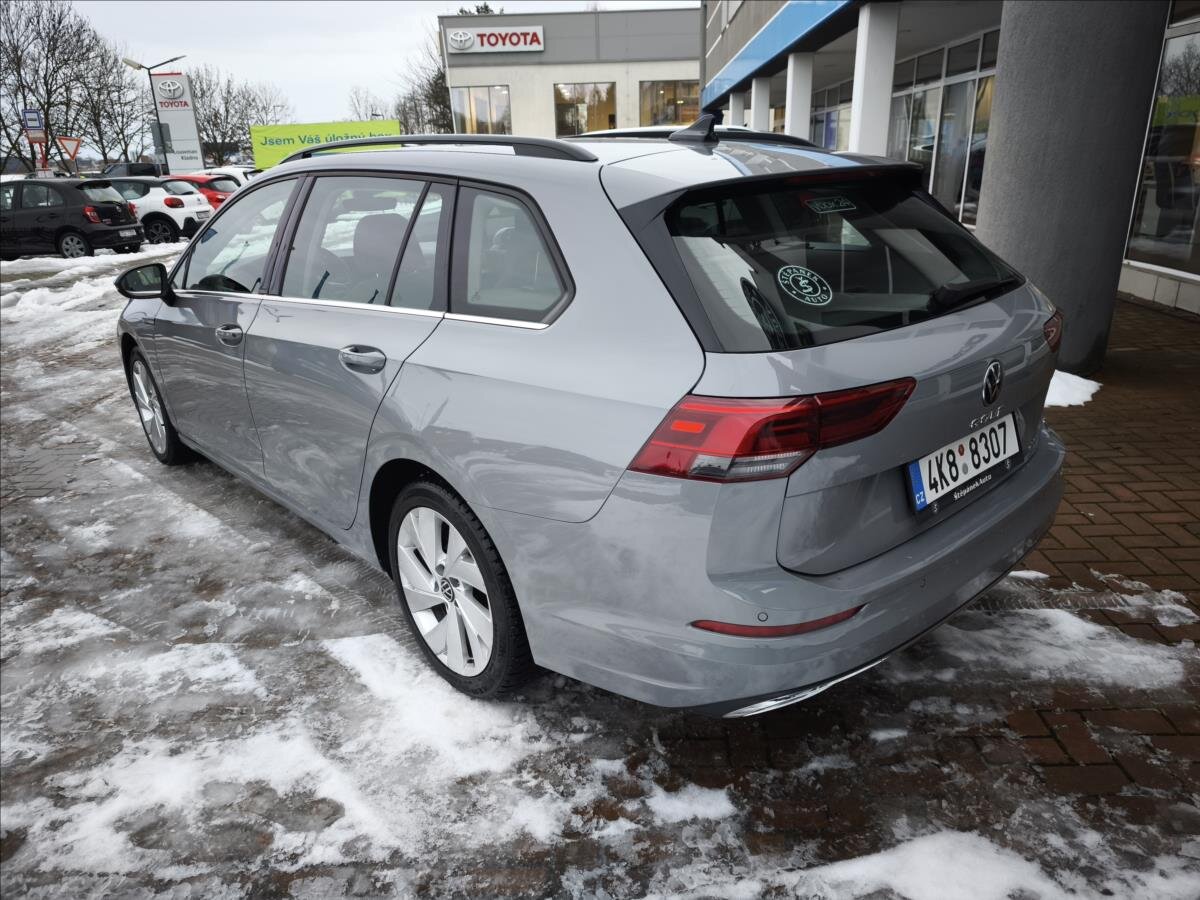 Volkswagen Golf Kombi 1,5 l 96 kw