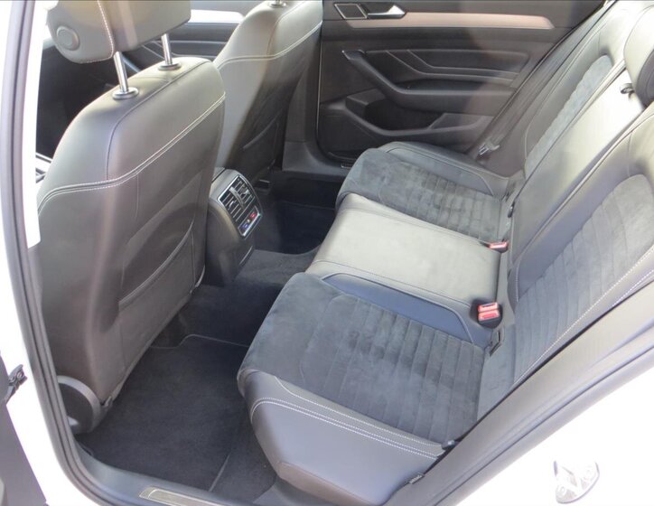 Volkswagen Passat Kombi 1,5 l 110 kw