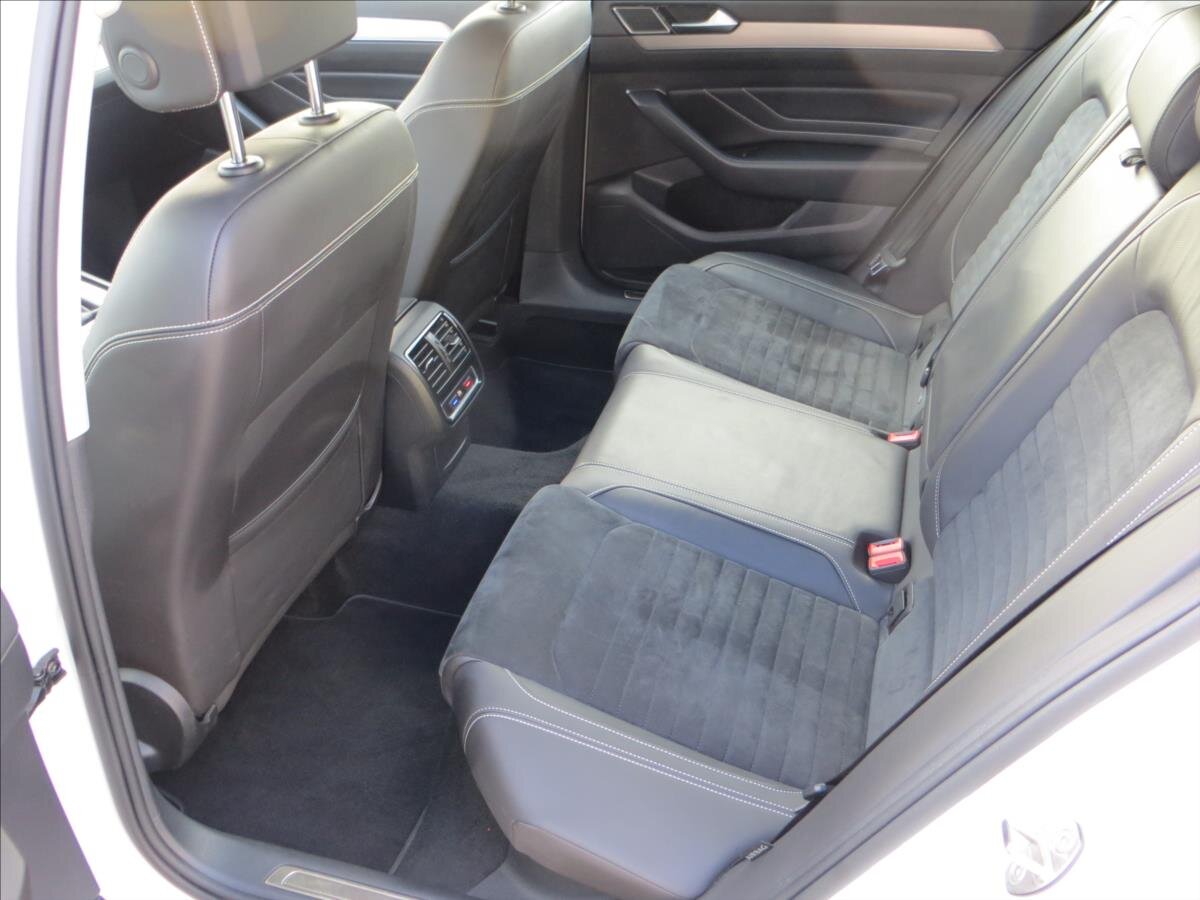 Volkswagen Passat Kombi 1,5 l 110 kw