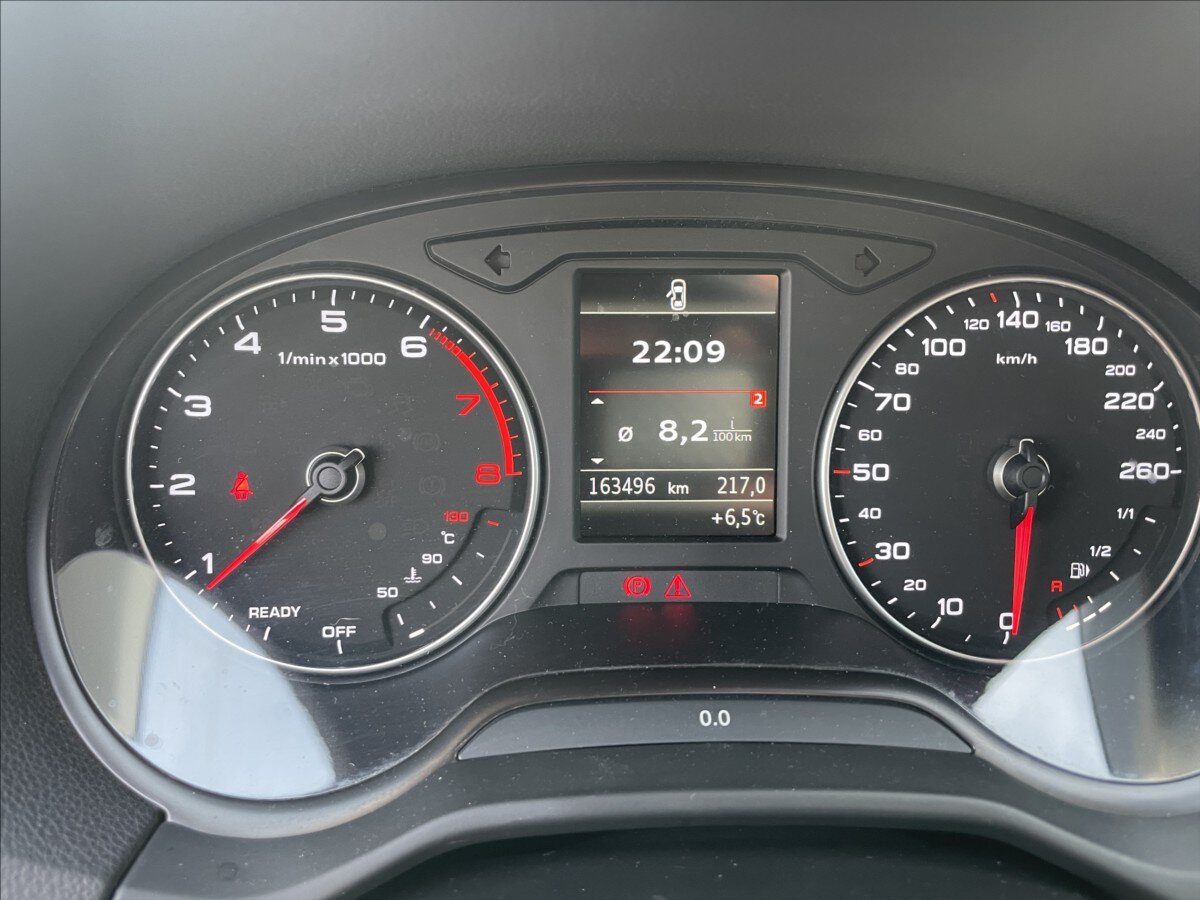 Audi Q2 SUV / Terénní 1,5 l 110 kw