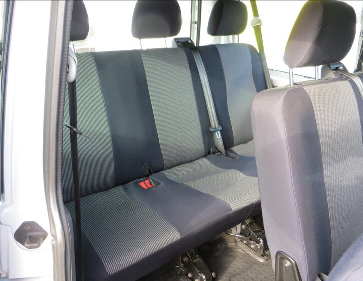 Volkswagen Transporter 17