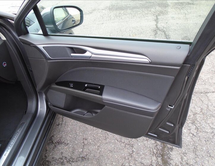 Ford Mondeo Kombi 2,0 l 110 kw