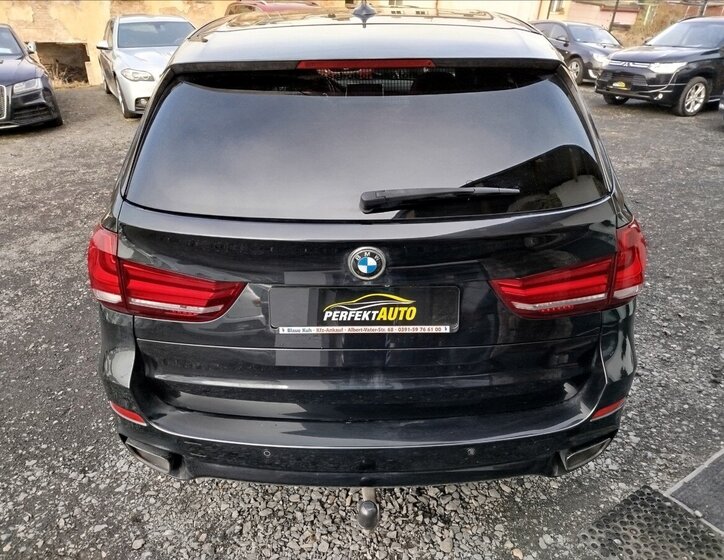 BMW X5 SUV 3,0 l 280 kw