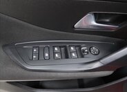 Peugeot 308 Kombi 1,2 l 96 kw