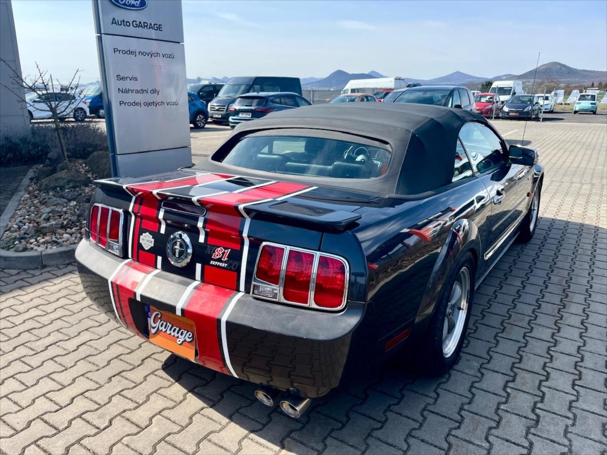 Ford Mustang Kabriolet 4,0 l 157 kw