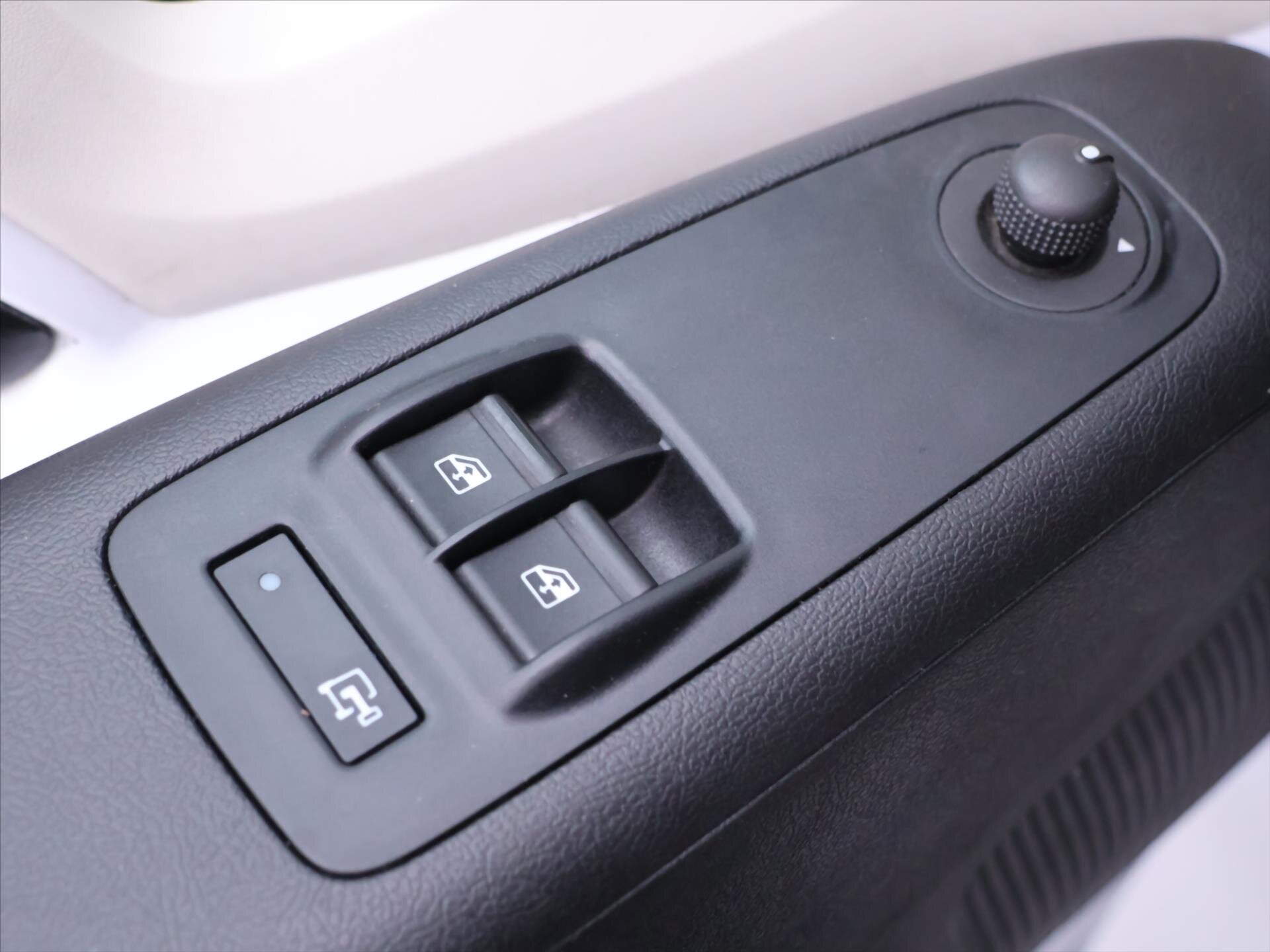 Peugeot Boxer Skříň 2,2 l 121 kw