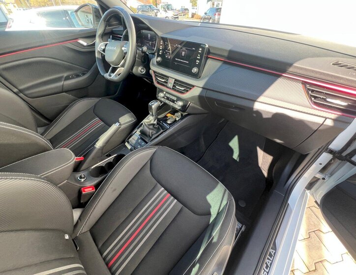 Škoda Scala Hatchback 1,0 l 85 kw