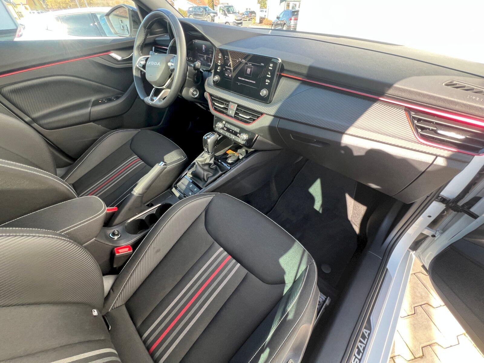 Škoda Scala Hatchback 1,0 l 85 kw