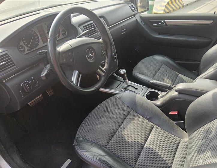 Mercedes-Benz Třídy B MPV 2,0 l 103 kw