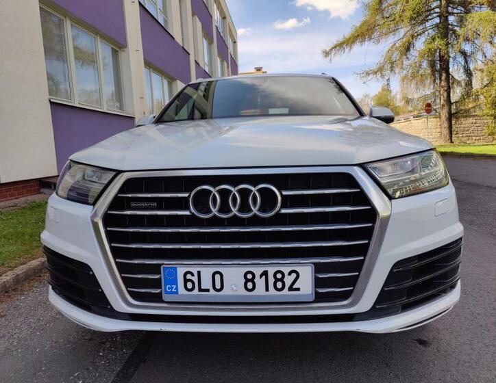 Audi Q7 7