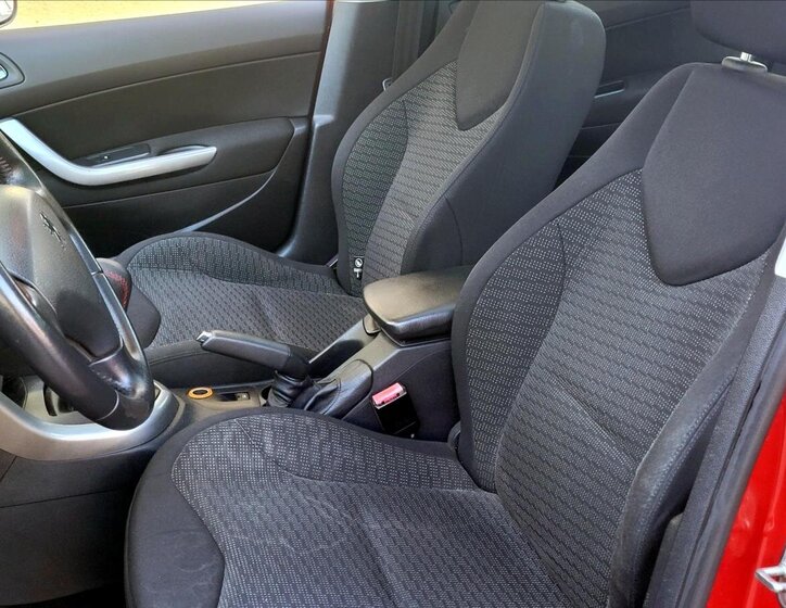 Peugeot 308 Kombi 1,6 l 88 kw