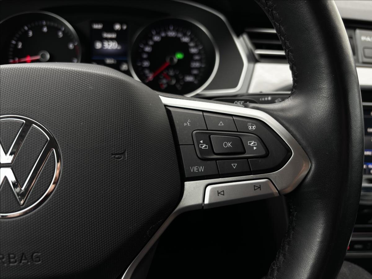 Volkswagen Passat Kombi 1,5 l 110 kw