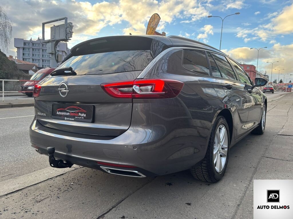 Opel Insignia Kombi 2,0 l 128 kw