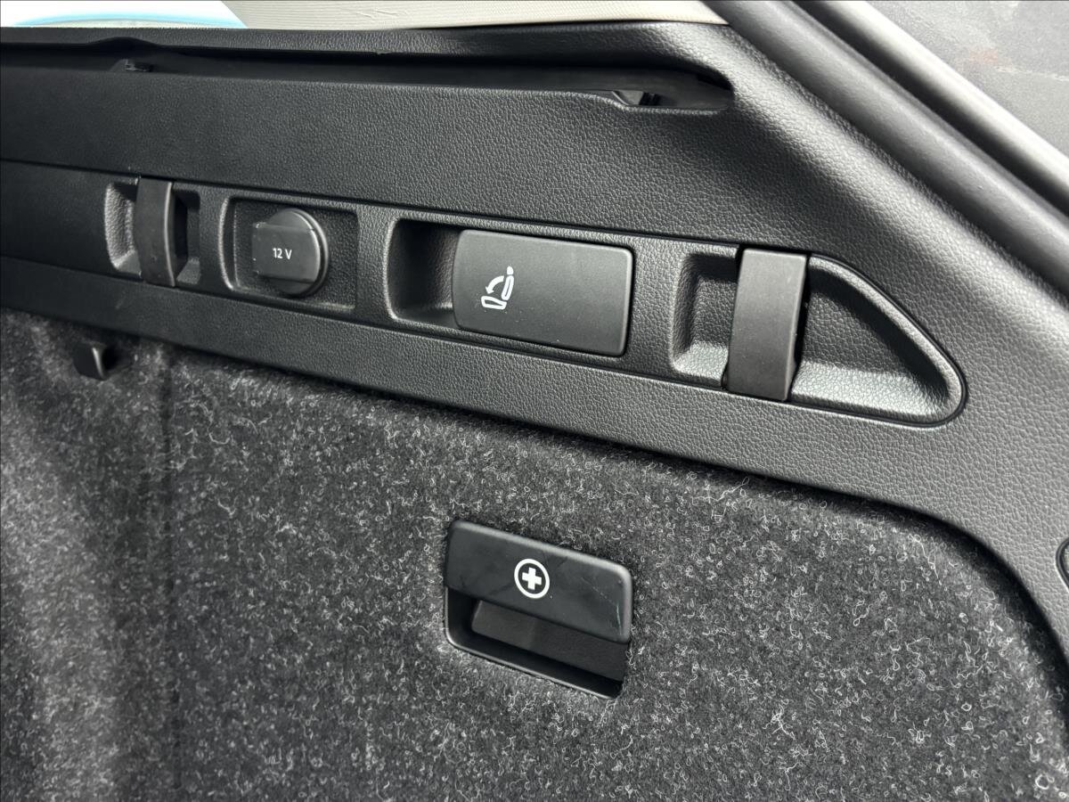 Škoda Superb Kombi 2,0 l 110 kw