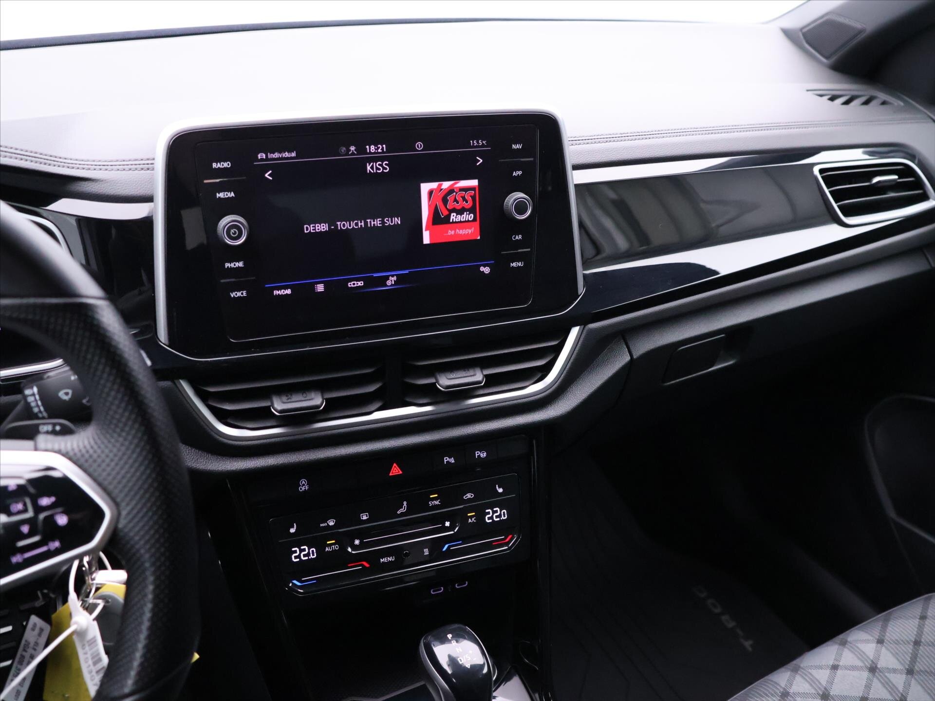 Volkswagen T-Roc SUV / Terénní 2,0 l 110 kw