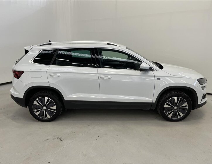 Škoda Karoq SUV / Terénní 1,5 l 110 kw
