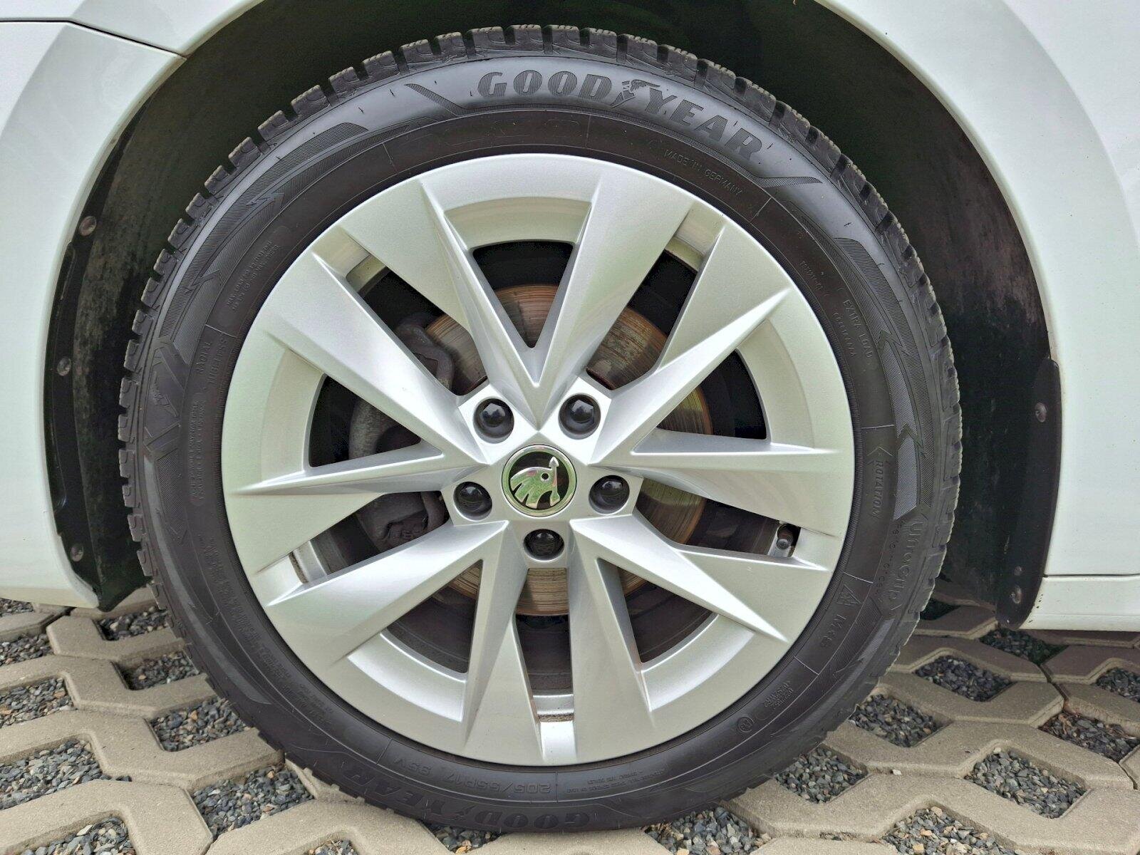 Škoda Octavia Kombi 2,0 l 85 kw