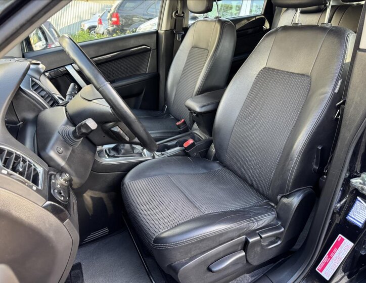 Chevrolet Captiva SUV / Terénní 2,2 l 120 kw
