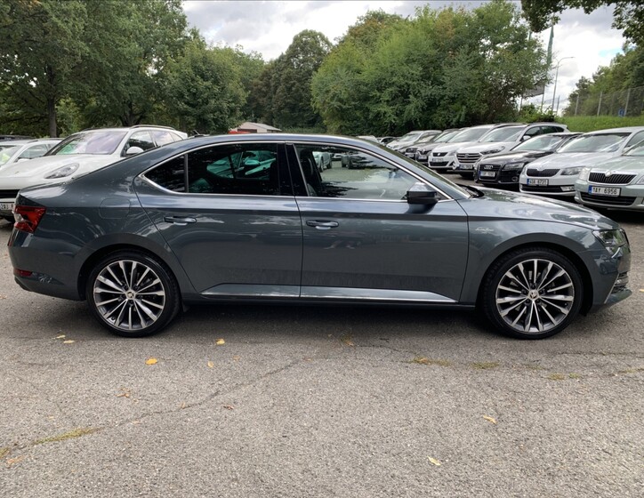 Škoda Superb 4