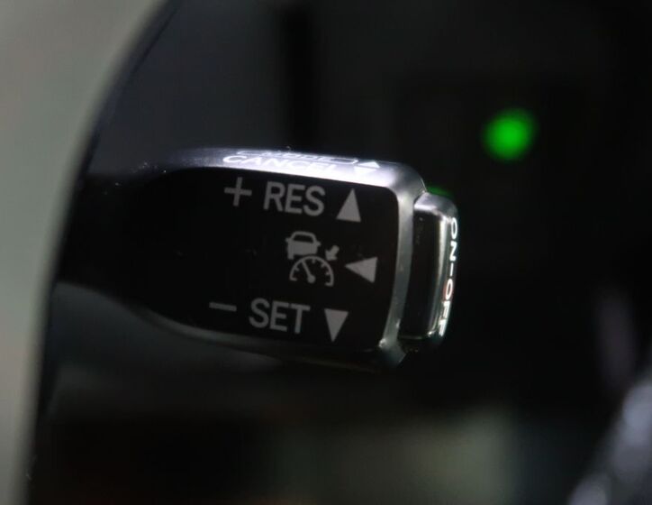 Toyota Land Cruiser 33