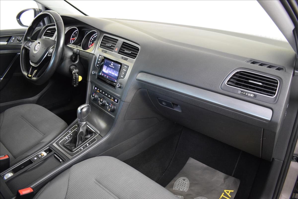 Volkswagen Golf Hatchback 1,4 l 90 kw