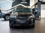 Chrysler Pacifica 13