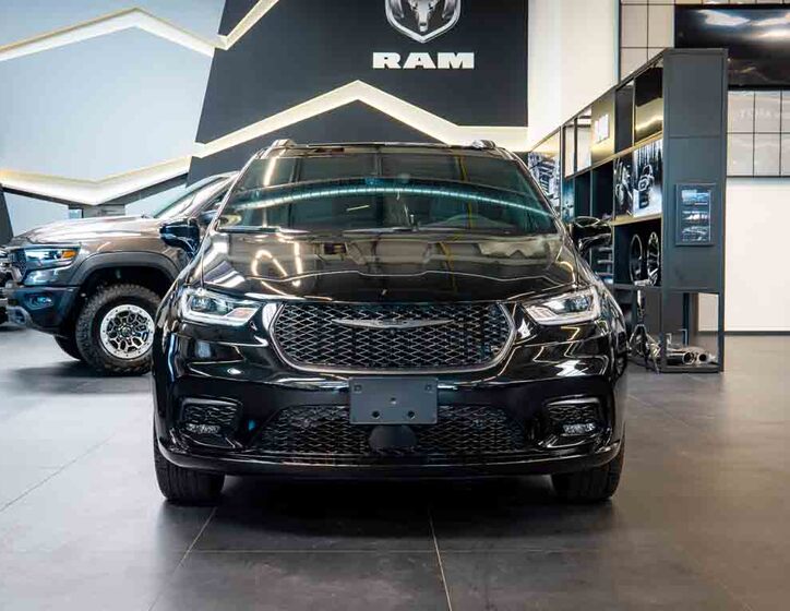 Chrysler Pacifica 13