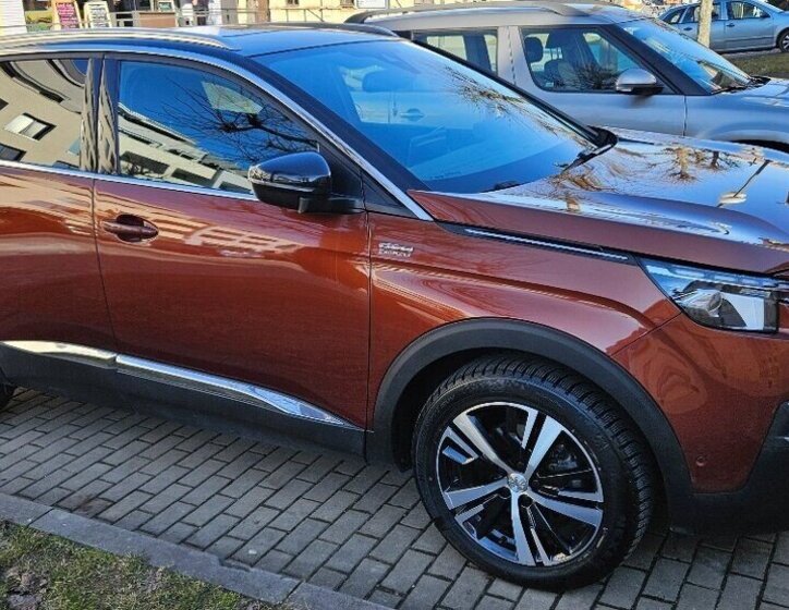 Peugeot 3008 SUV / Terénní 0,0 133 kw