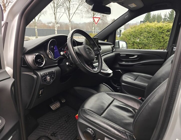 Mercedes-Benz Třídy V 11