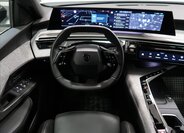 Peugeot 3008 SUV / Terénní 1,2 l 100 kw