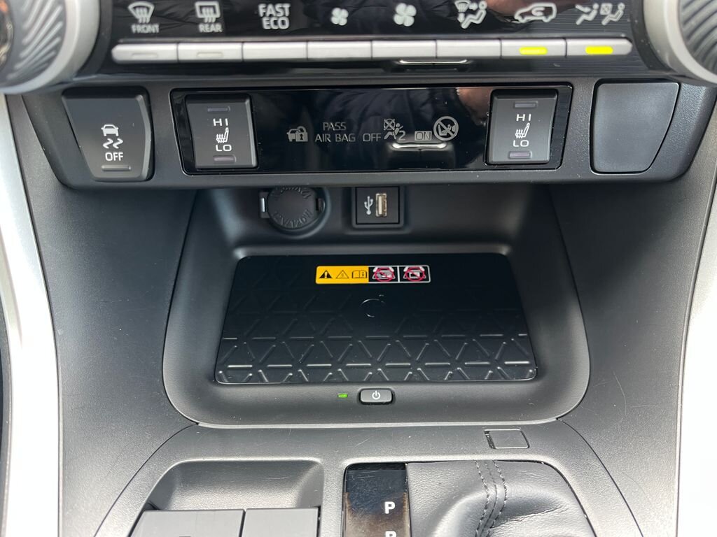 Toyota RAV4 SUV / Terénní 2,5 l 131 kw