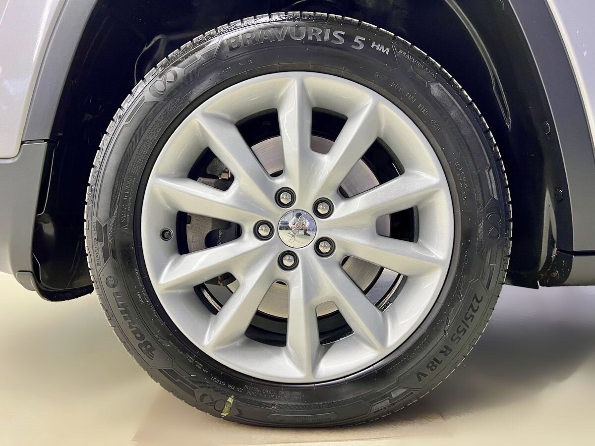 Jeep Cherokee SUV 2,0 l 125 kw