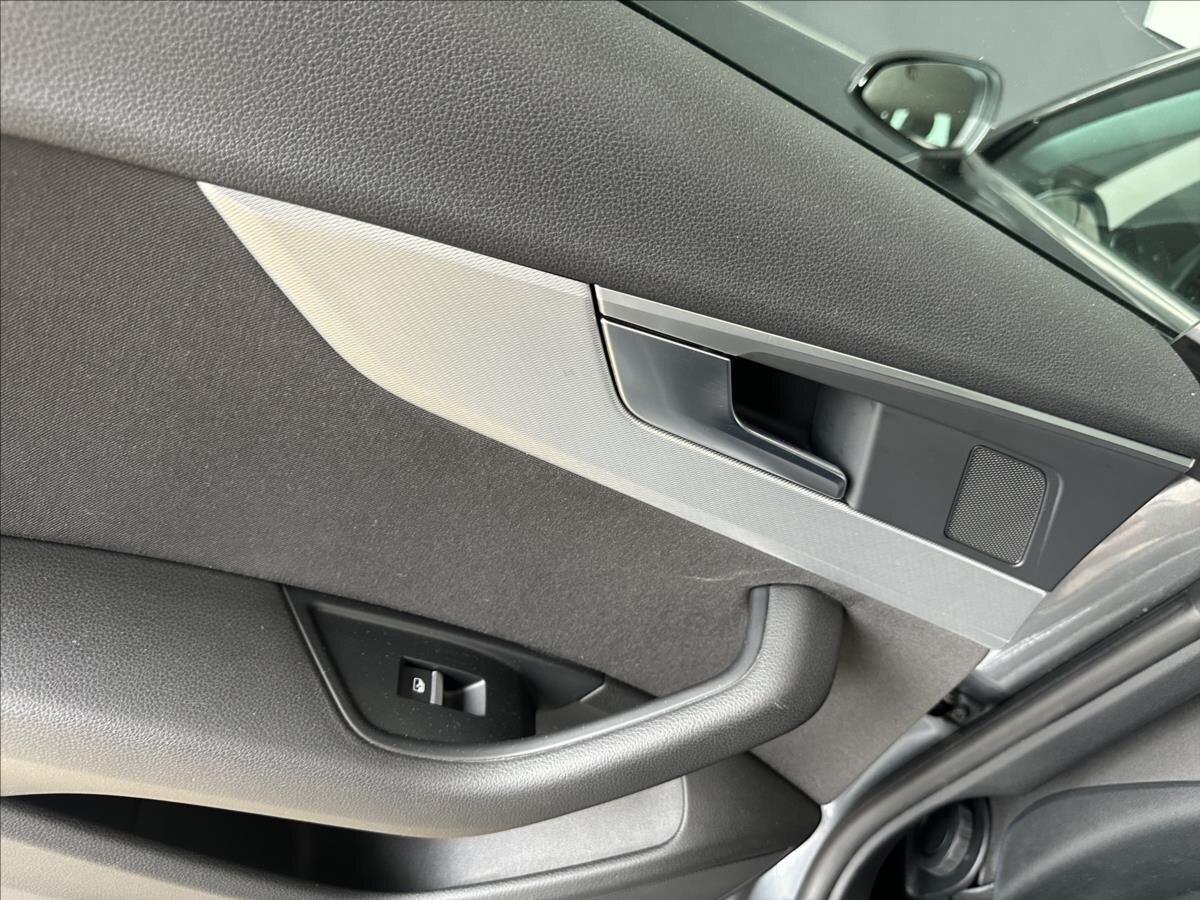 Audi A5 Sedan / Limuzína 2,0 l 140 kw