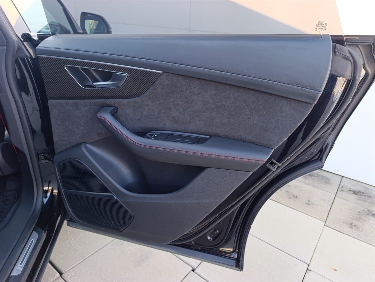 Audi RS Q8 SUV / Terénní 4,0 l 441 kw