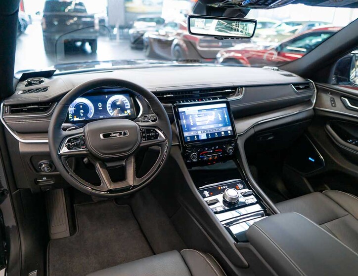 Jeep Grand Cherokee 24