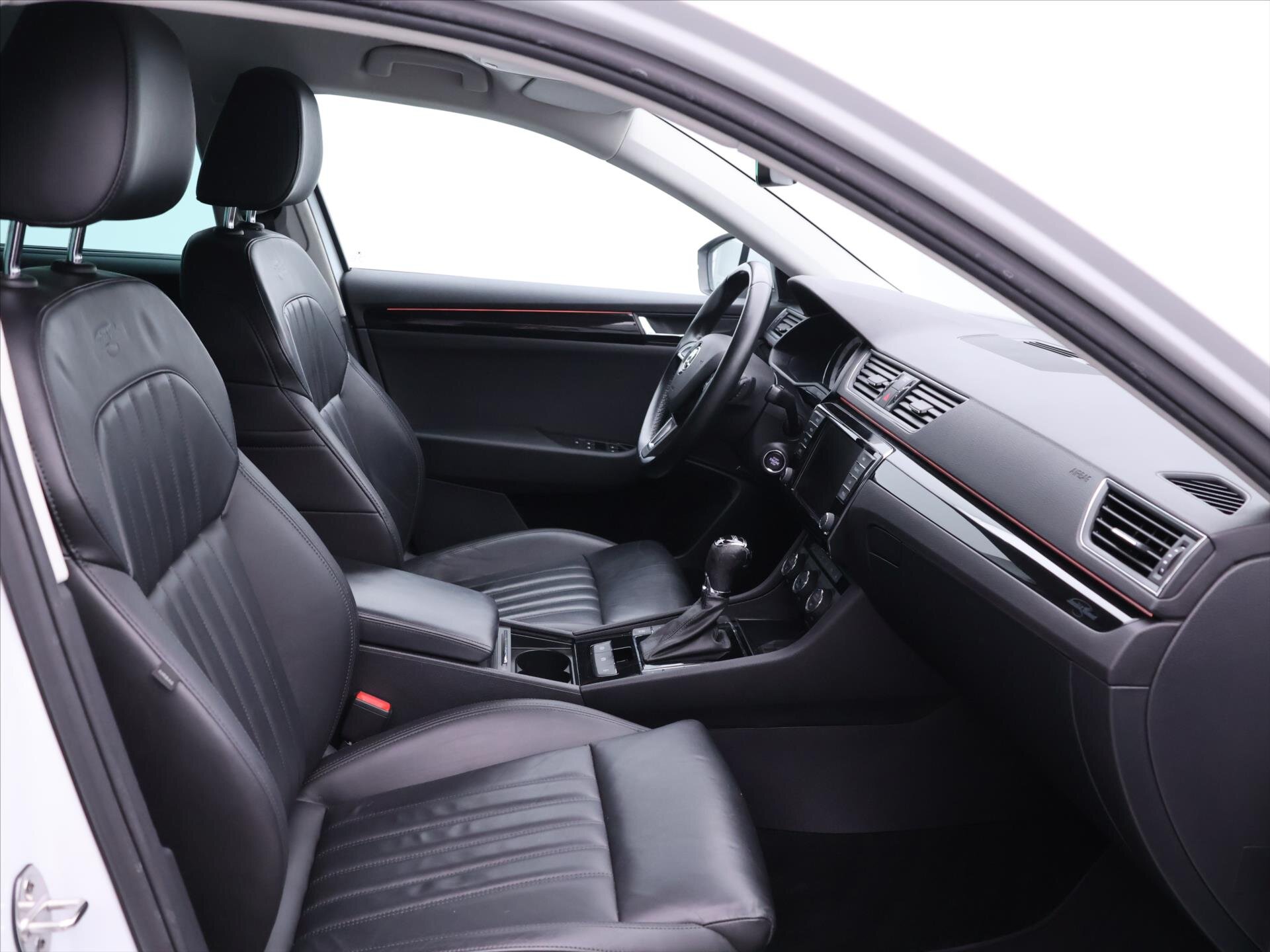 Škoda Superb Kombi 2,0 l 206 kw