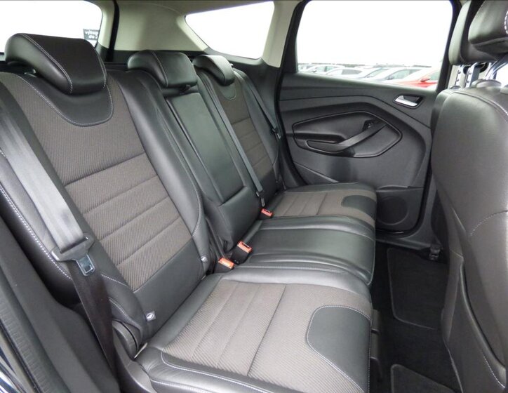 Ford Kuga SUV 2,0 l 110 kw