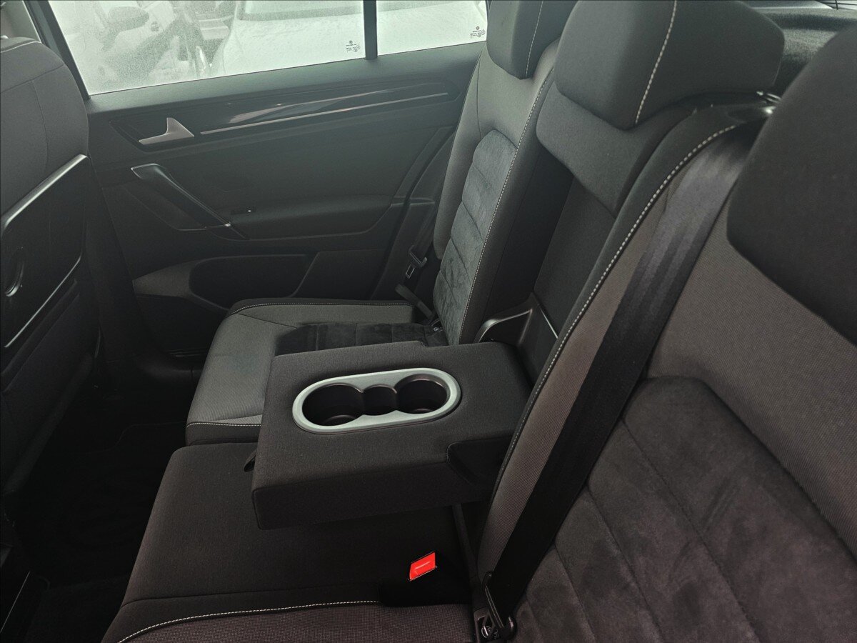 Volkswagen Golf Sportsvan Kombi 1,4 l 110 kw