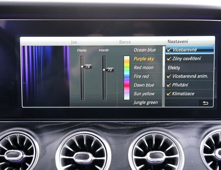 Mercedes-Benz Třídy E Kupé 2,0 l 180 kw