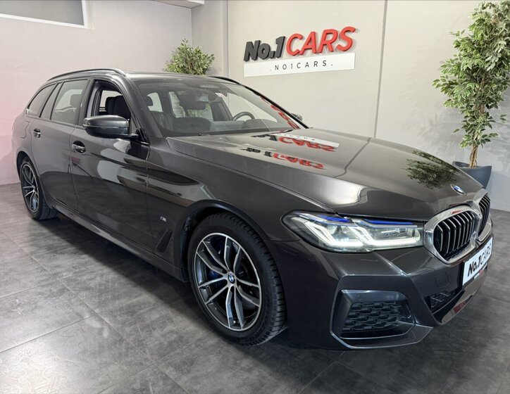 BMW Řada 5 Kombi 3,0 l 210 kw