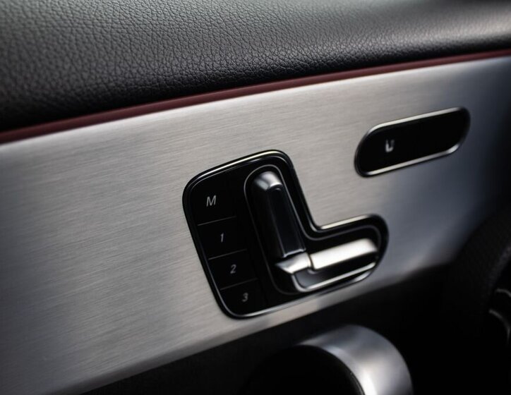 Mercedes-Benz Třídy A Hatchback 0,0 310 kw