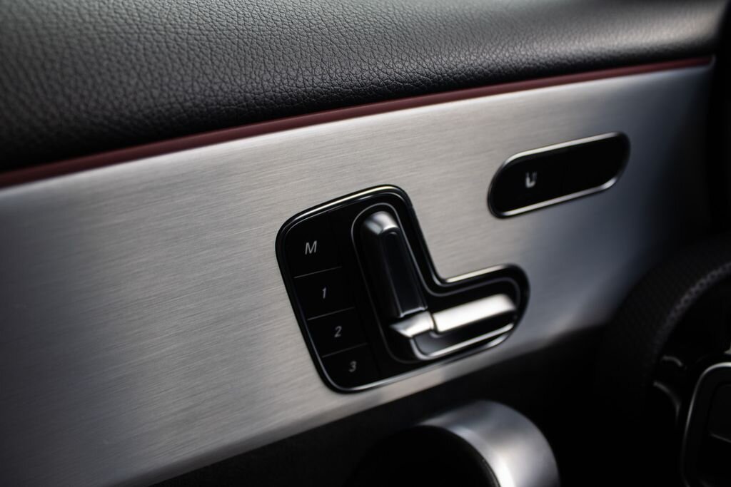 Mercedes-Benz Třídy A Hatchback 0,0 310 kw