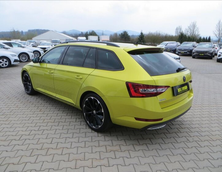 Škoda Superb Kombi 2,0 l 110 kw
