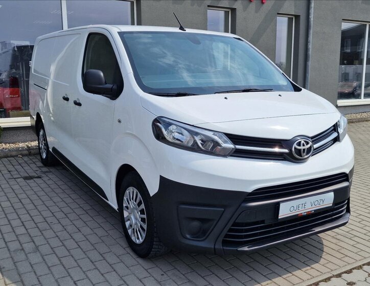 Toyota ProAce Skříň 2,0 l 106 kw