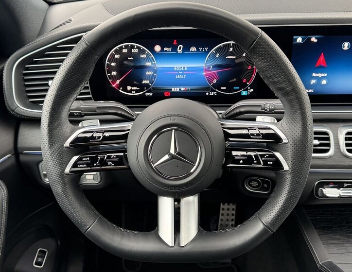 Mercedes-Benz GLE SUV / Terénní 3,0 l 270 kw