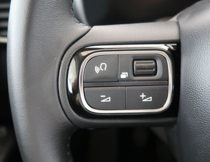 Citroën C5 Aircross SUV / Terénní 1,2 l 96 kw