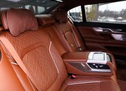 BMW Řada 7 Sedan / Limuzína 6,6 l 430 kw