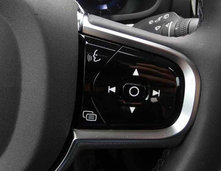 Volvo V60 Kombi 2,0 l 145 kw